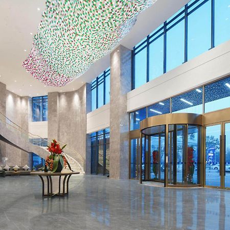 Park Inn By Radisson Nanchong Yilong Star City Plaza Dış mekan fotoğraf
