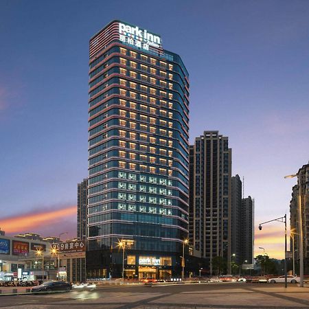 Park Inn By Radisson Nanchong Yilong Star City Plaza Dış mekan fotoğraf