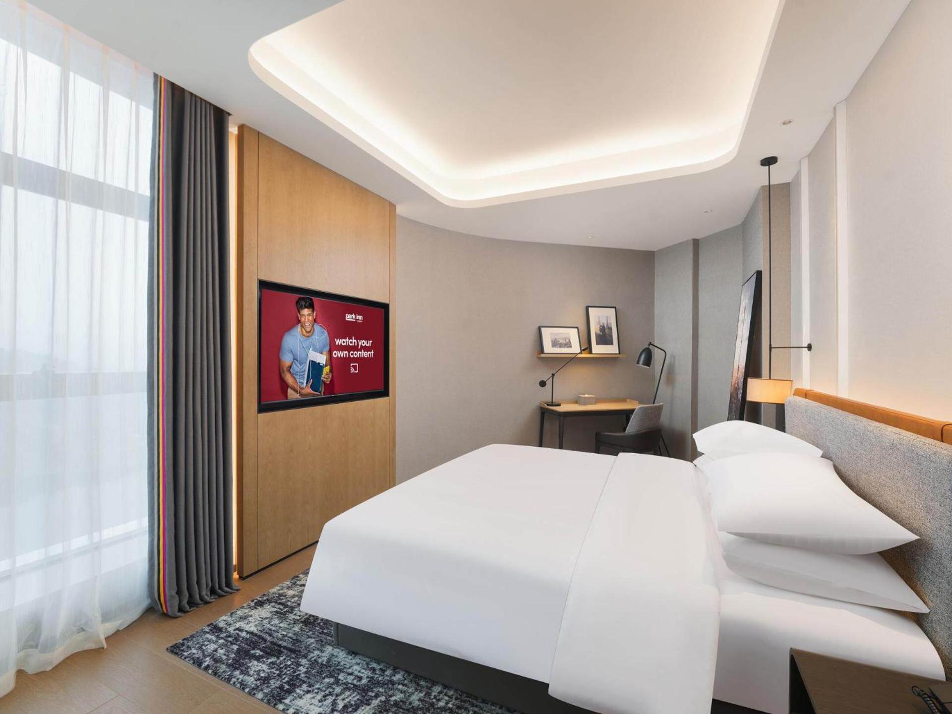 Park Inn By Radisson Nanchong Yilong Star City Plaza Dış mekan fotoğraf