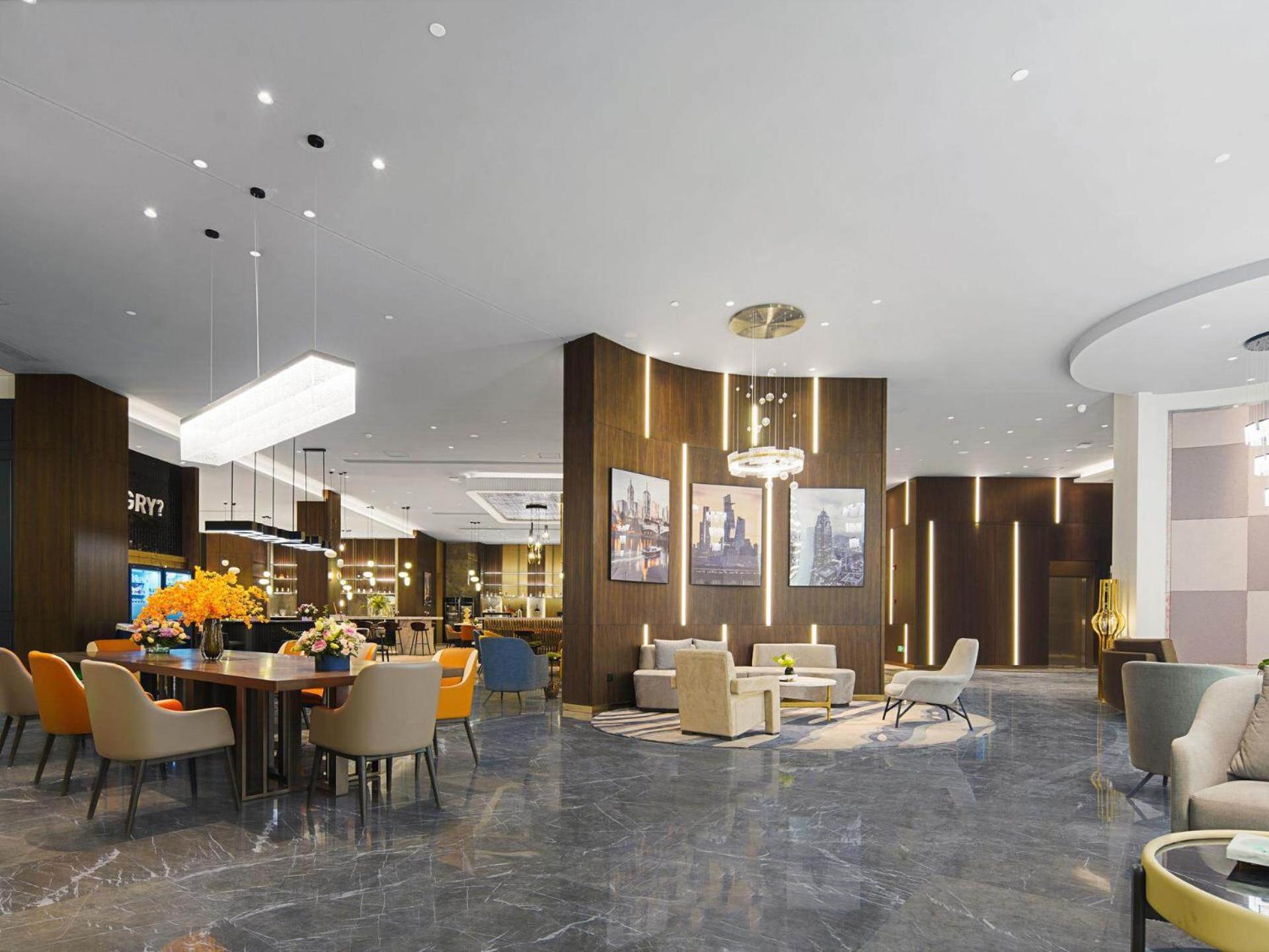 Park Inn By Radisson Nanchong Yilong Star City Plaza Dış mekan fotoğraf